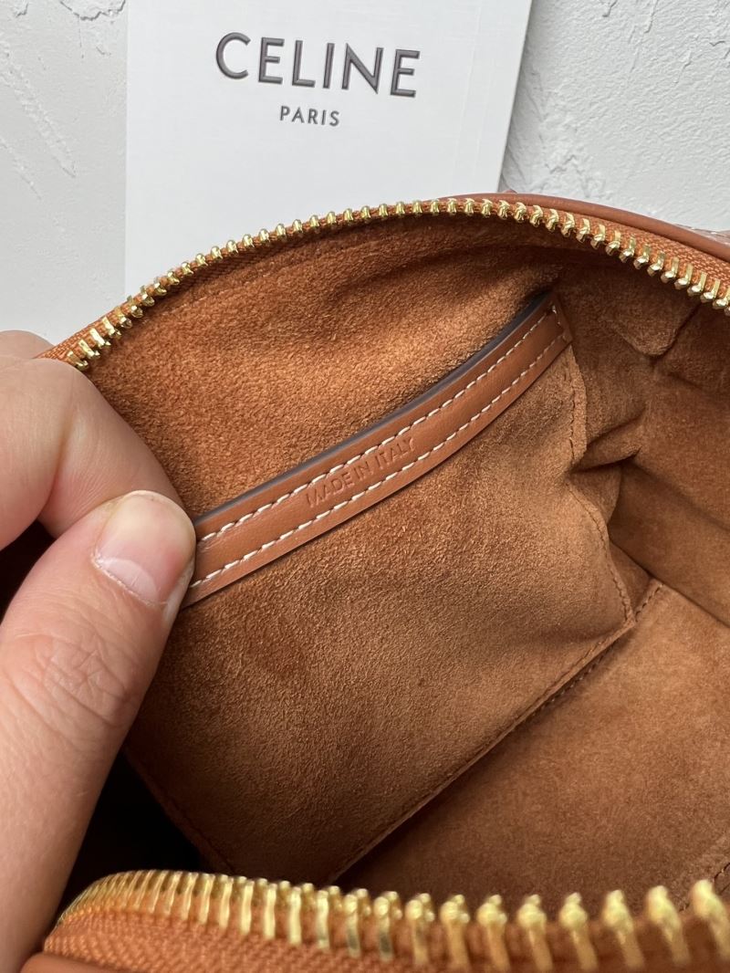 Ce1i*e triomphe bags